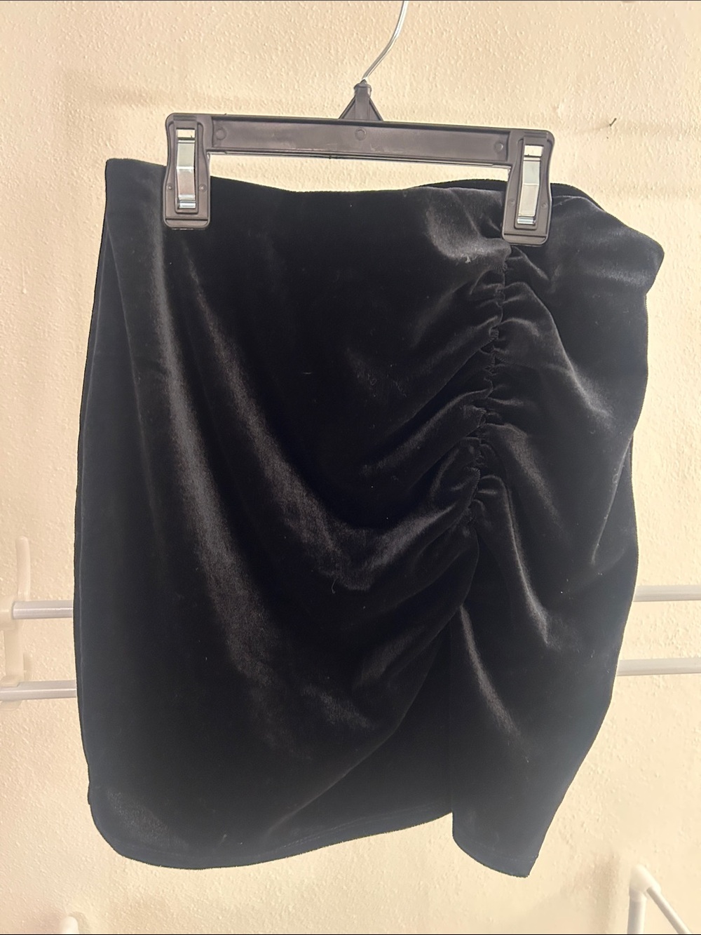 Fashion Nova Black Velvet Ruched Side Mini Skirt